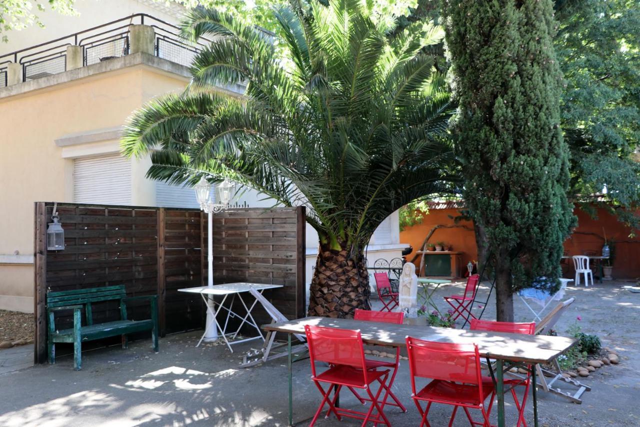 La Maison Du Soleil Vauvert Ngoại thất bức ảnh