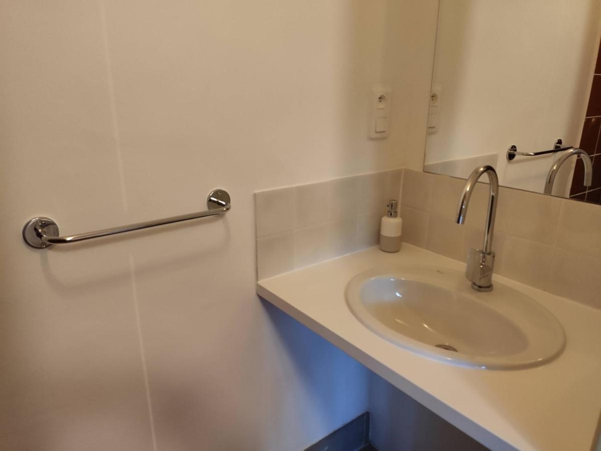 La Maison Du Soleil Vauvert Ngoại thất bức ảnh